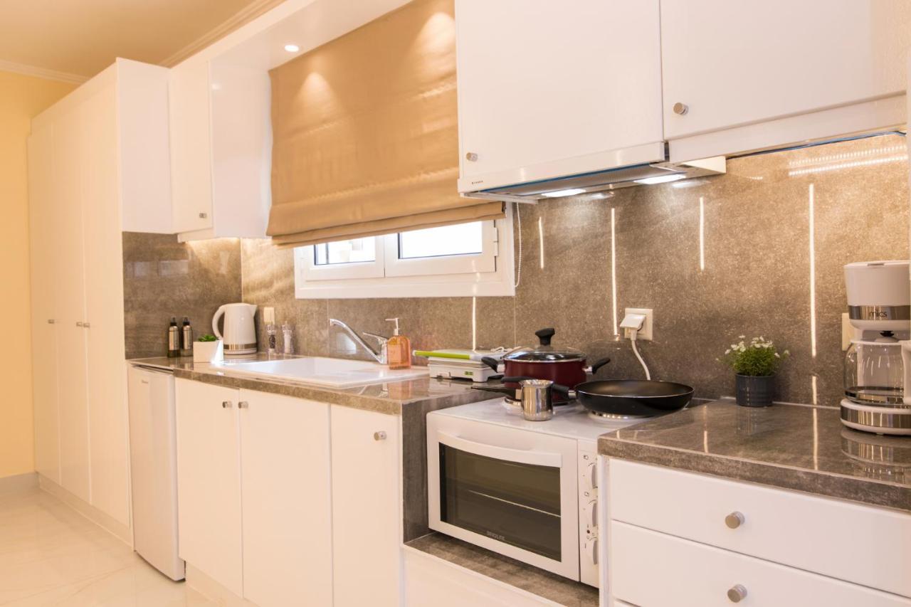 Solari Luxury Apartments Corfu Town Buitenkant foto