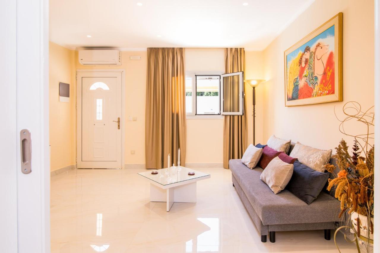 Solari Luxury Apartments Corfu Town Buitenkant foto
