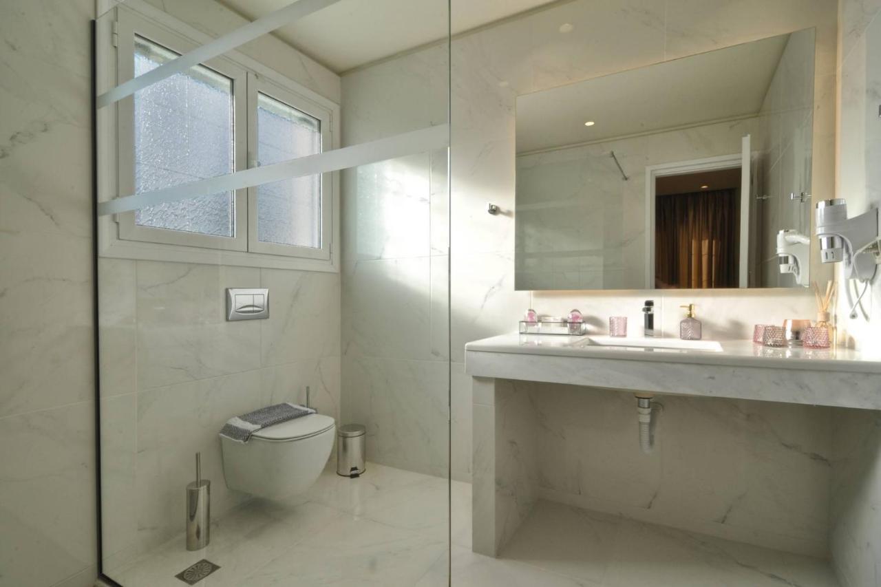 Solari Luxury Apartments Corfu Town Buitenkant foto