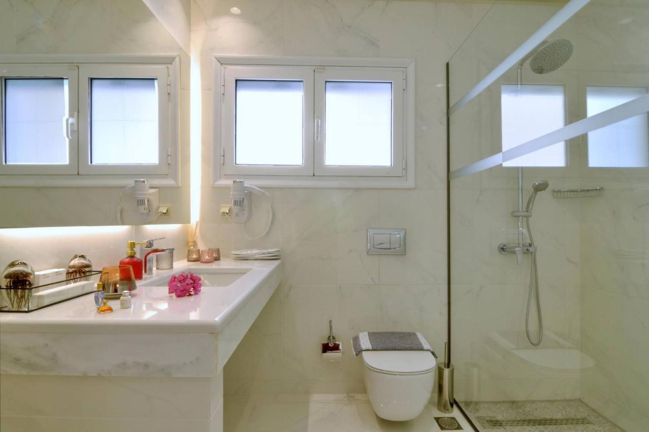 Solari Luxury Apartments Corfu Town Buitenkant foto